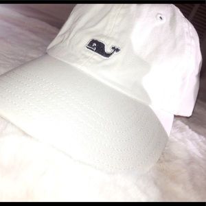 🐳Vineyard Vines White Baseball hat 💦
